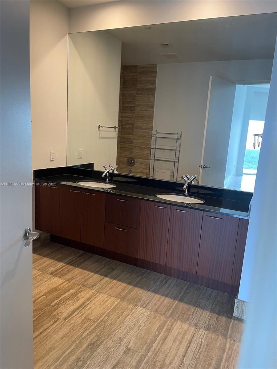 TDR TOWER II CONDO - Residential Lease