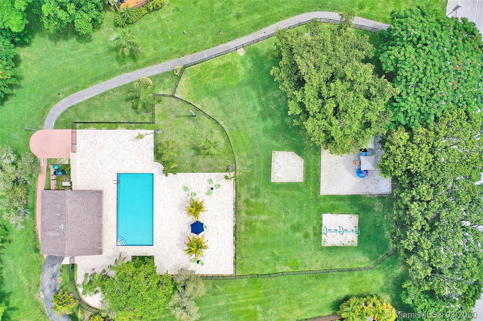 SABAL CHASE SEC 1 - Residential