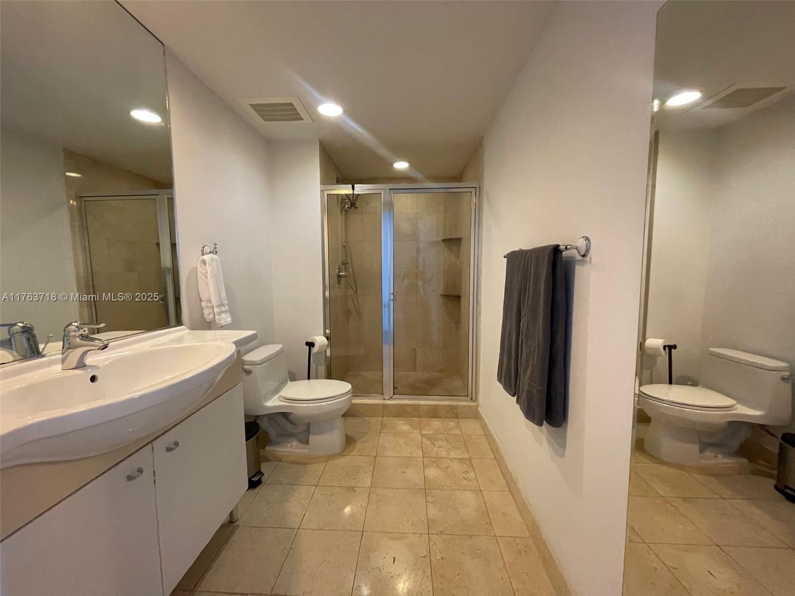 BEACH CLUB TWO CONDO - Residential Lease