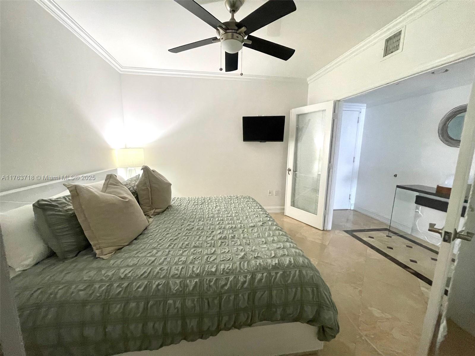 BEACH CLUB TWO CONDO - Residential Lease