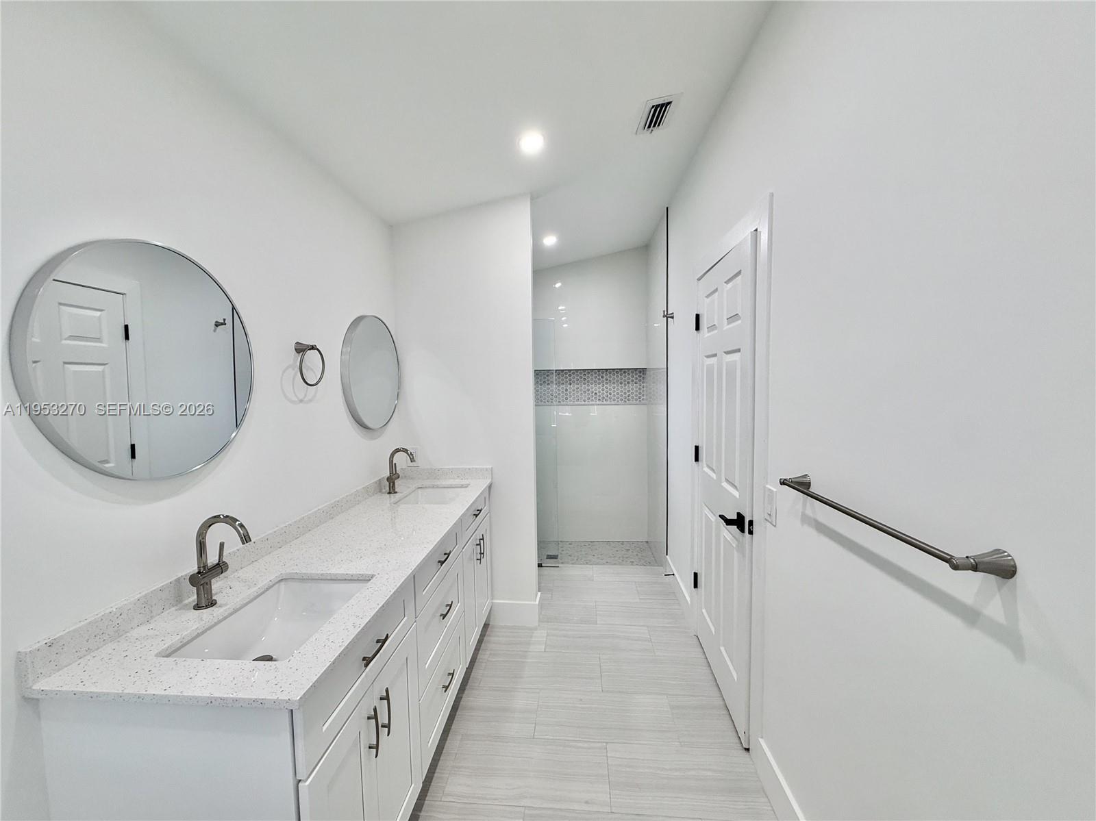 MONTEREY ON THE LAKE - Residential