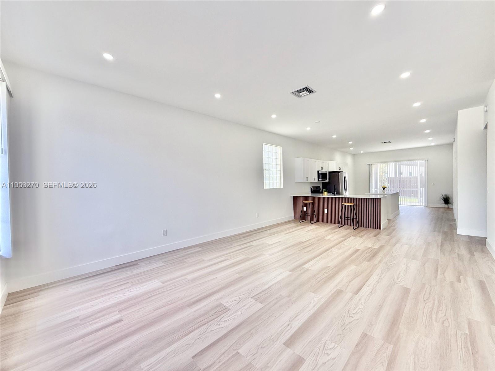 MONTEREY ON THE LAKE - Residential