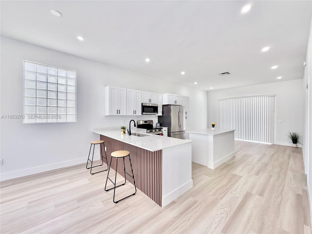 Photo of 13034 Sheridan Ter, Wellington, FL 33414 (MLS # A11953270)