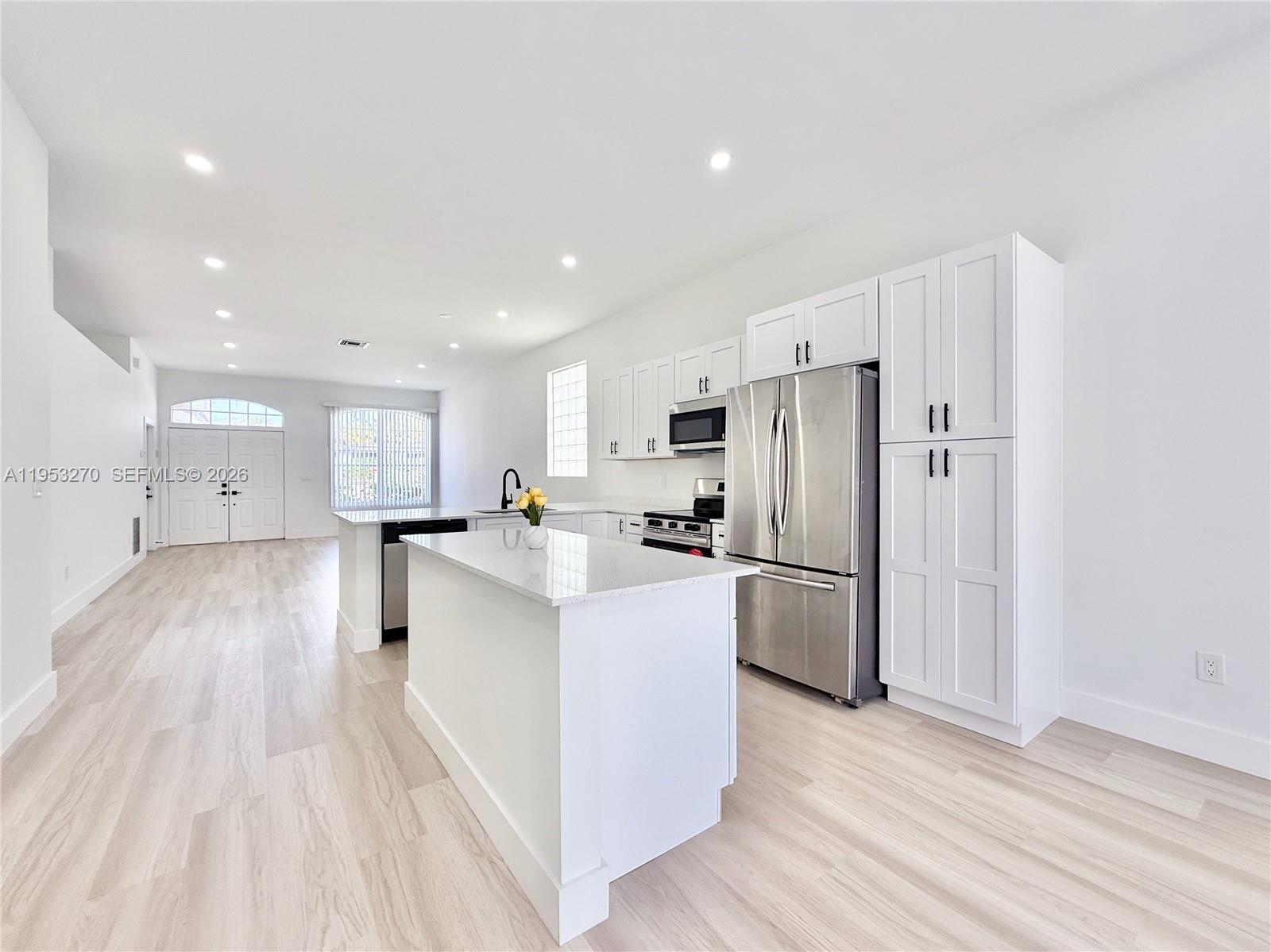 MONTEREY ON THE LAKE - Residential