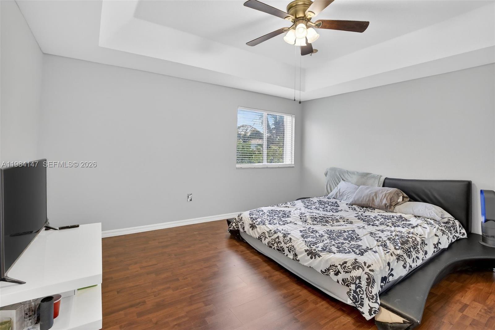 SILVER FALLS - Residential