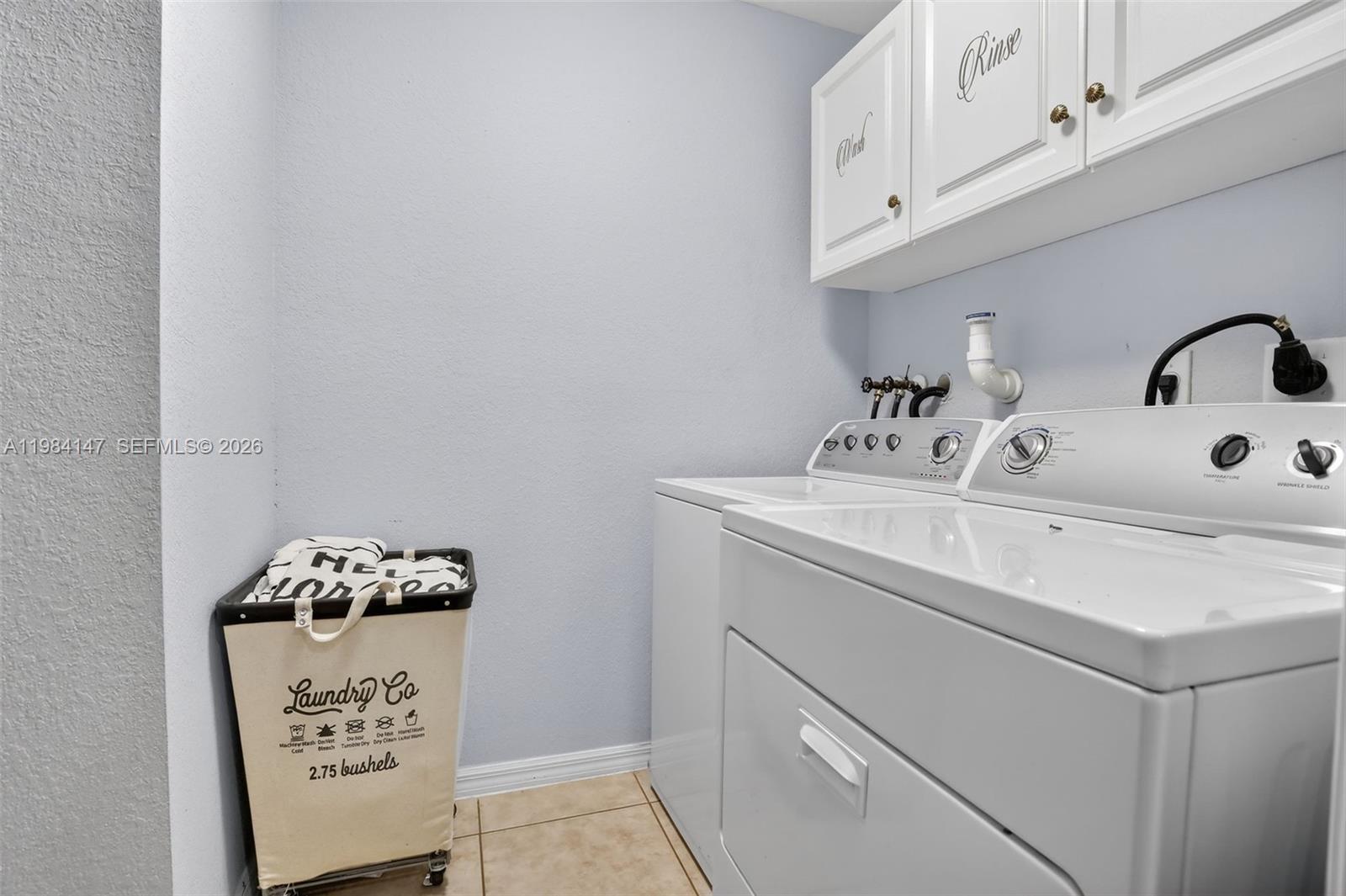 SILVER FALLS - Residential