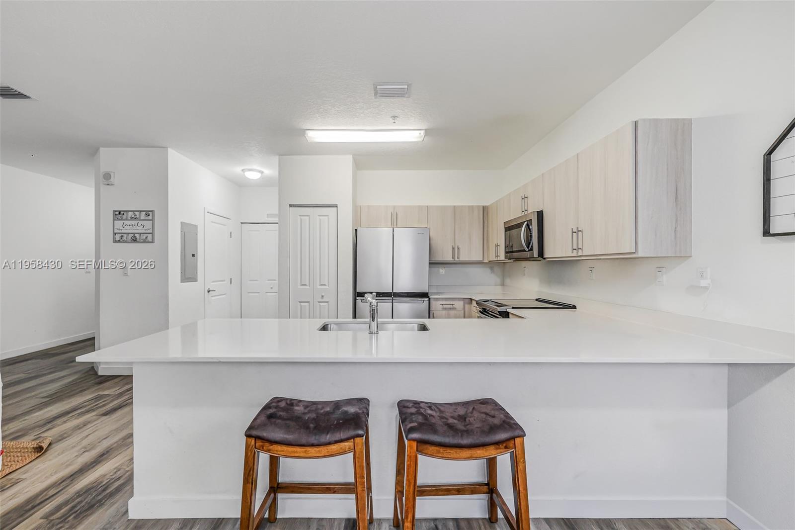 CENTURY PARK SOUTH - Residential