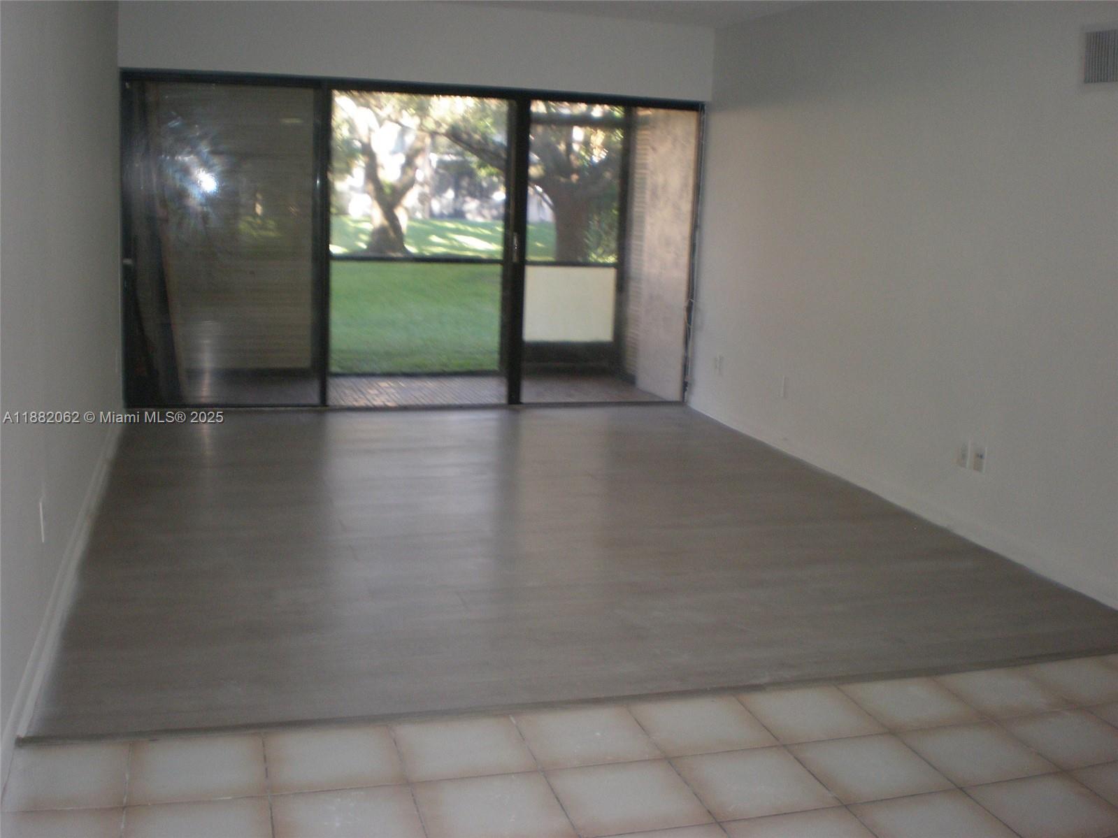 HAMPTON COURT CONDO - Residential