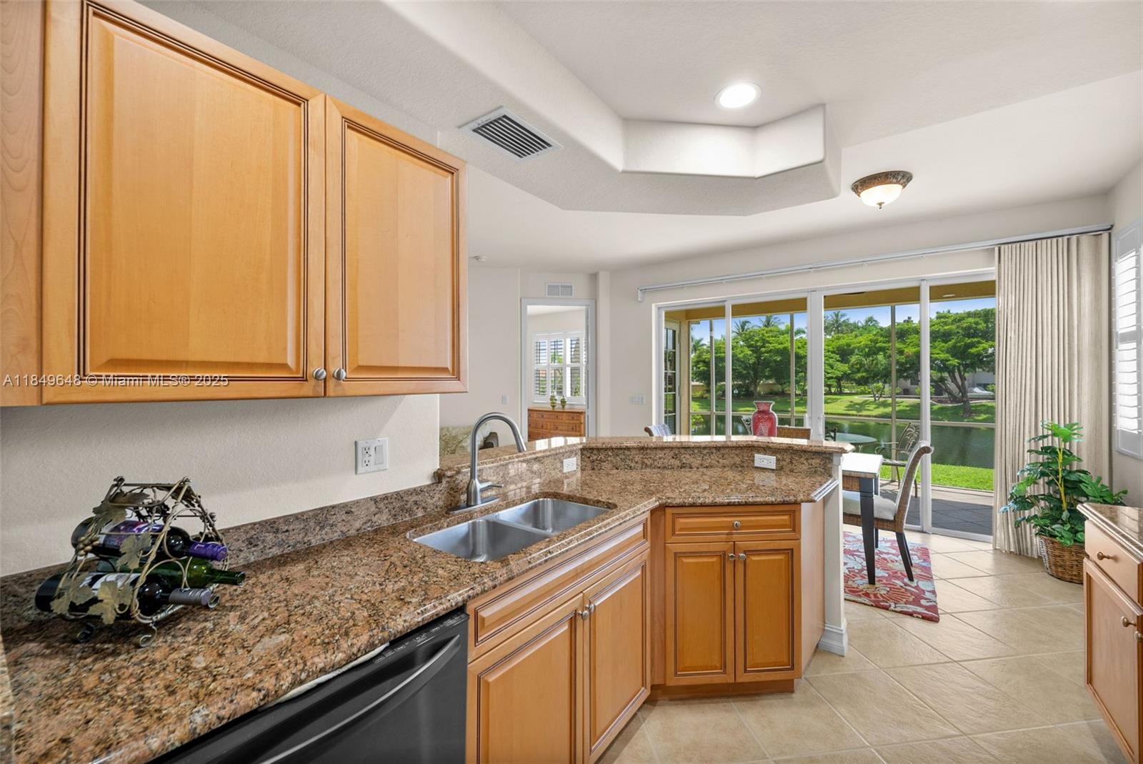 Coach Homes At Cape Harbou - Residential