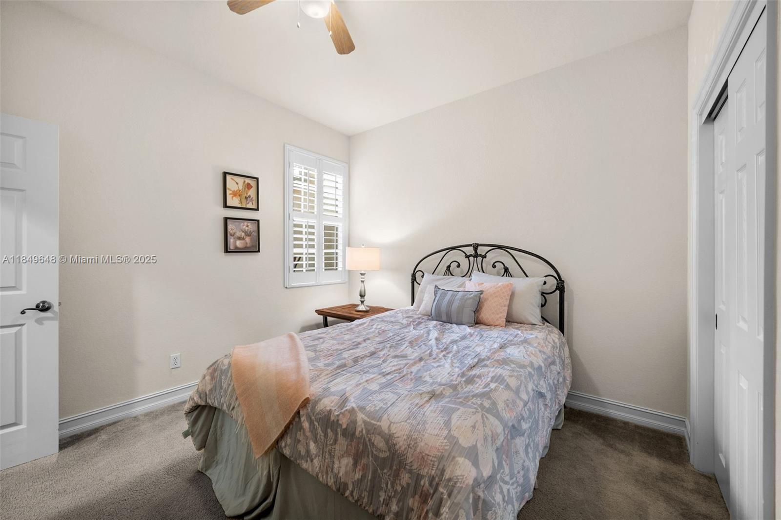 Coach Homes At Cape Harbou - Residential