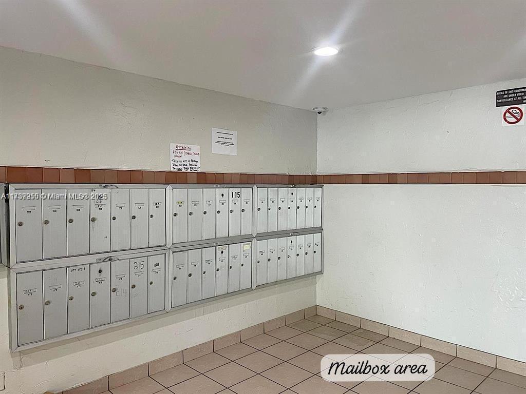 CASA DEL RIO CONDO - Residential Lease