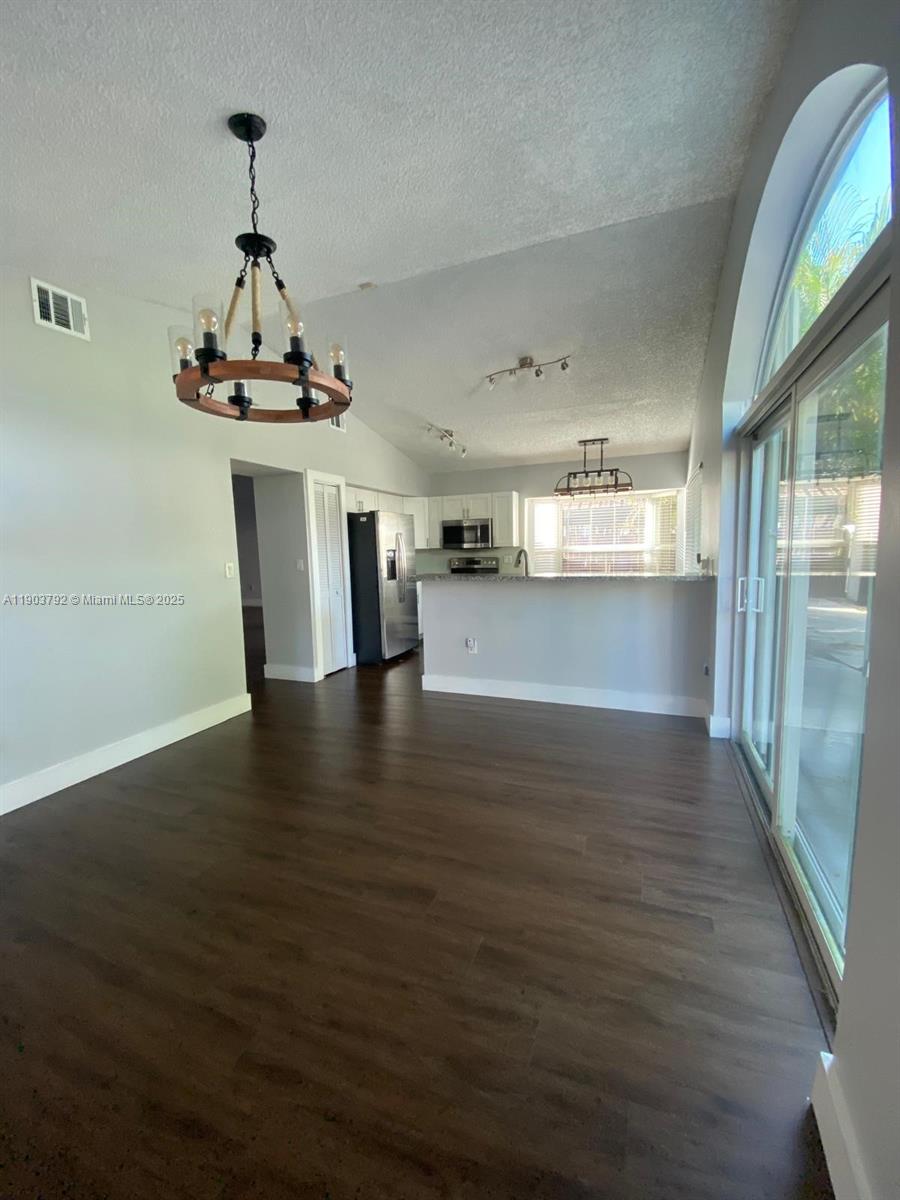 HEFTLER HOMES AT LAGO MAR - Residential Lease