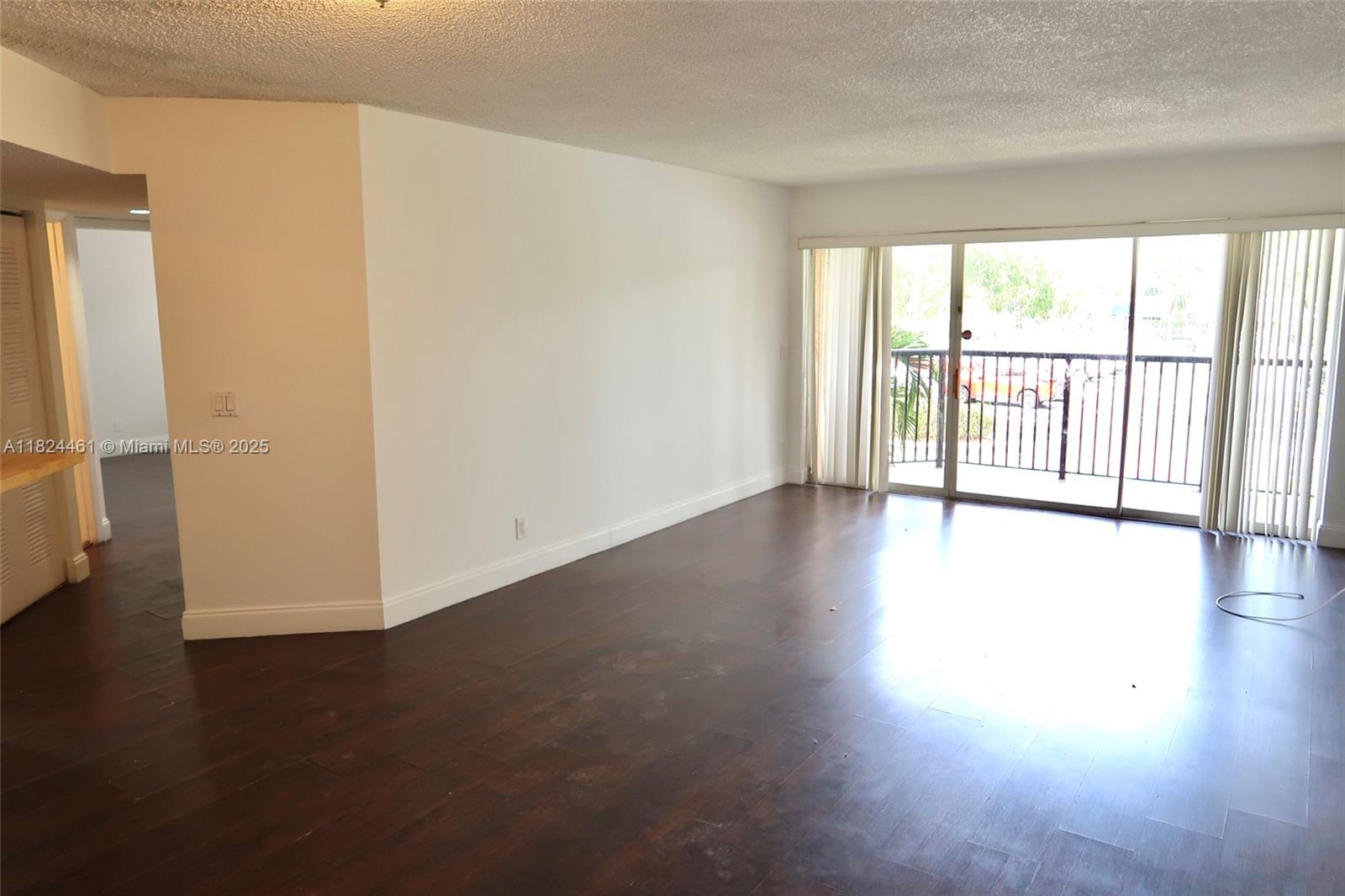 8801 Wiles Rd 202