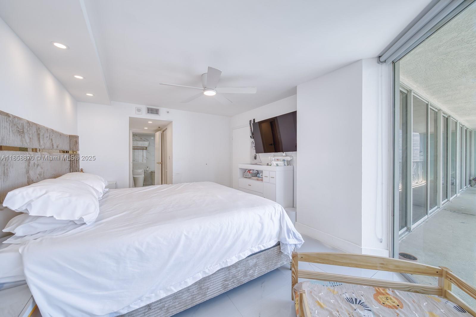 THE GRANDVIEW PALACE COND - Residential