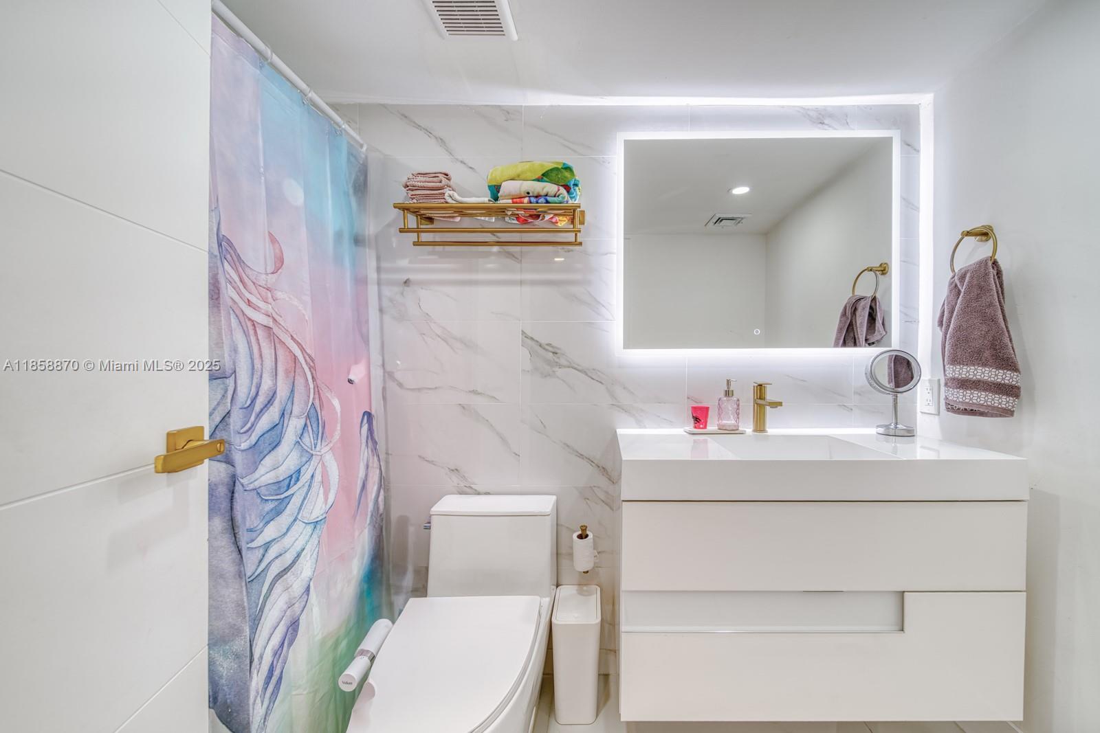 THE GRANDVIEW PALACE COND - Residential