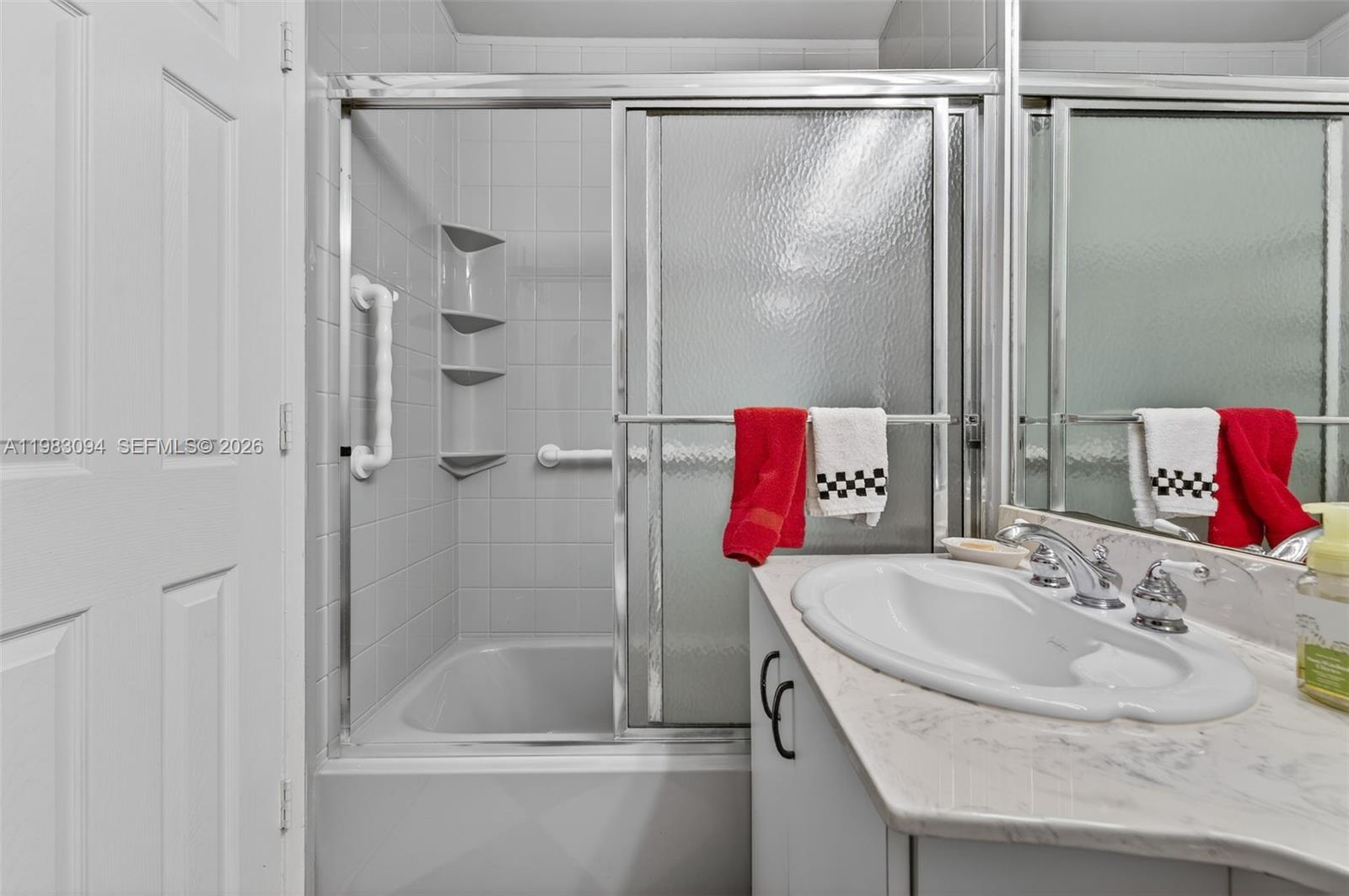 HILLSBORO IMPERIAL APTS C - Residential