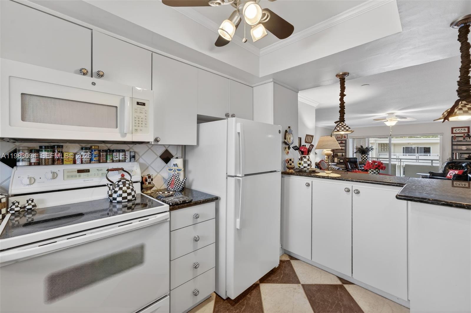 HILLSBORO IMPERIAL APTS C - Residential