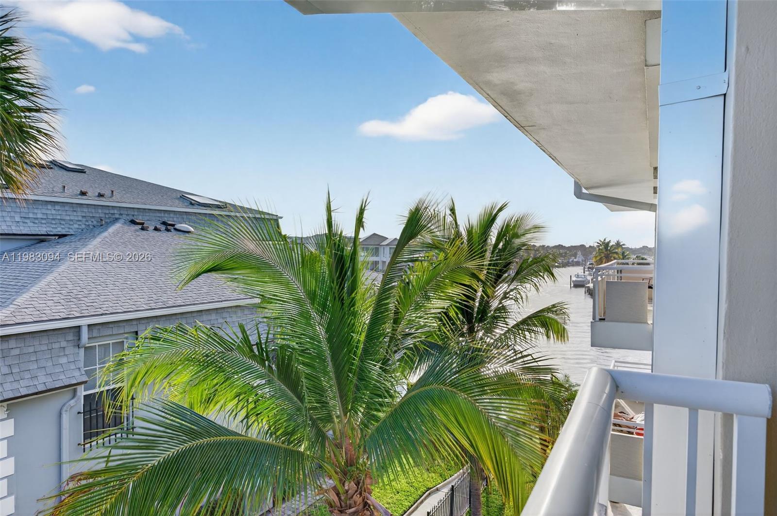 HILLSBORO IMPERIAL APTS C - Residential