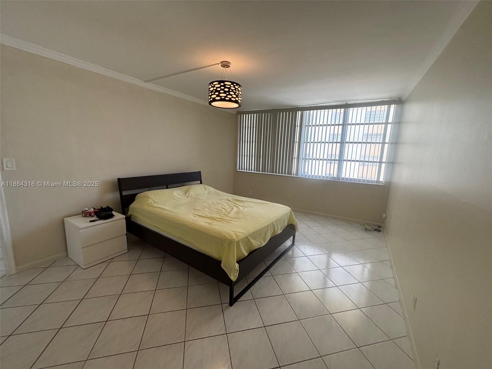 IMPERIAL TOWERS CONDO - Residential