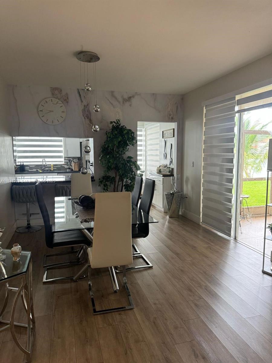 REGATTA POINTE CONDO NO T - Residential Lease