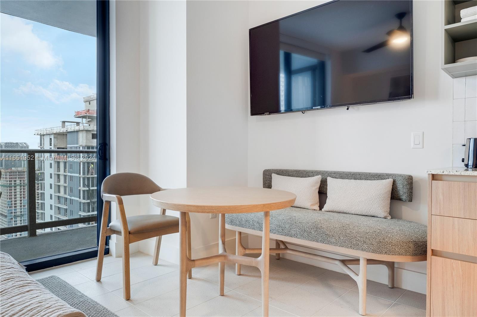 View photos, virtual tours, details... 601 NE 1st Ave 3310