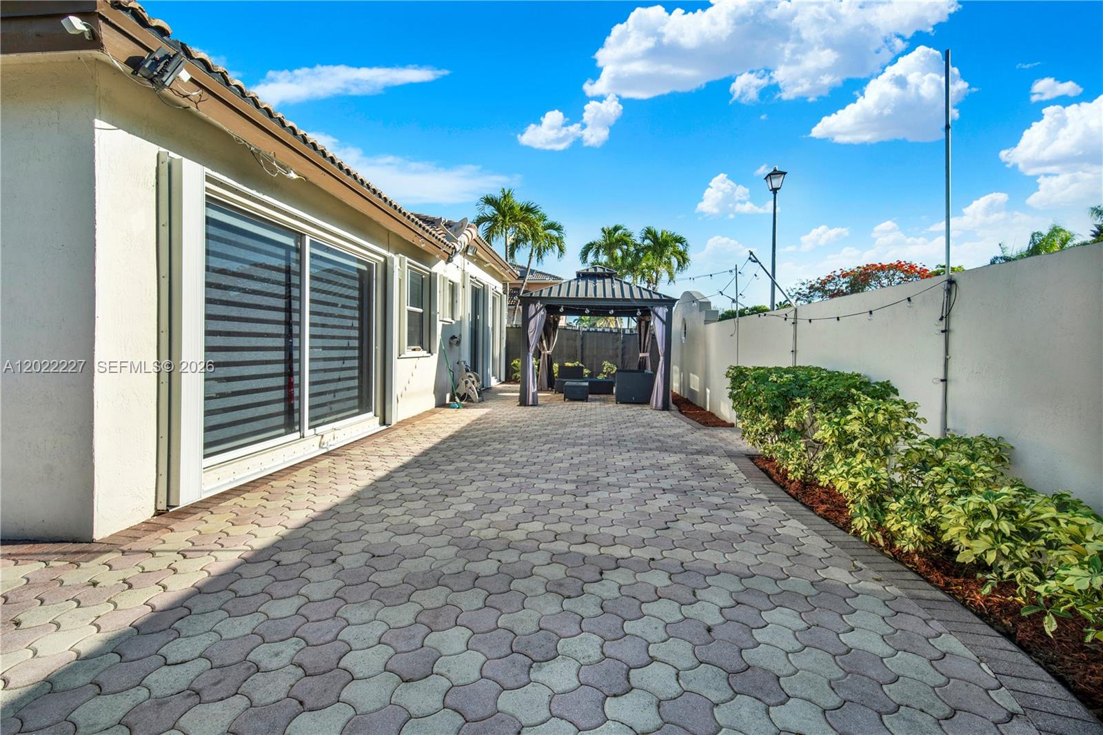 LAGO MAR WEST - Residential