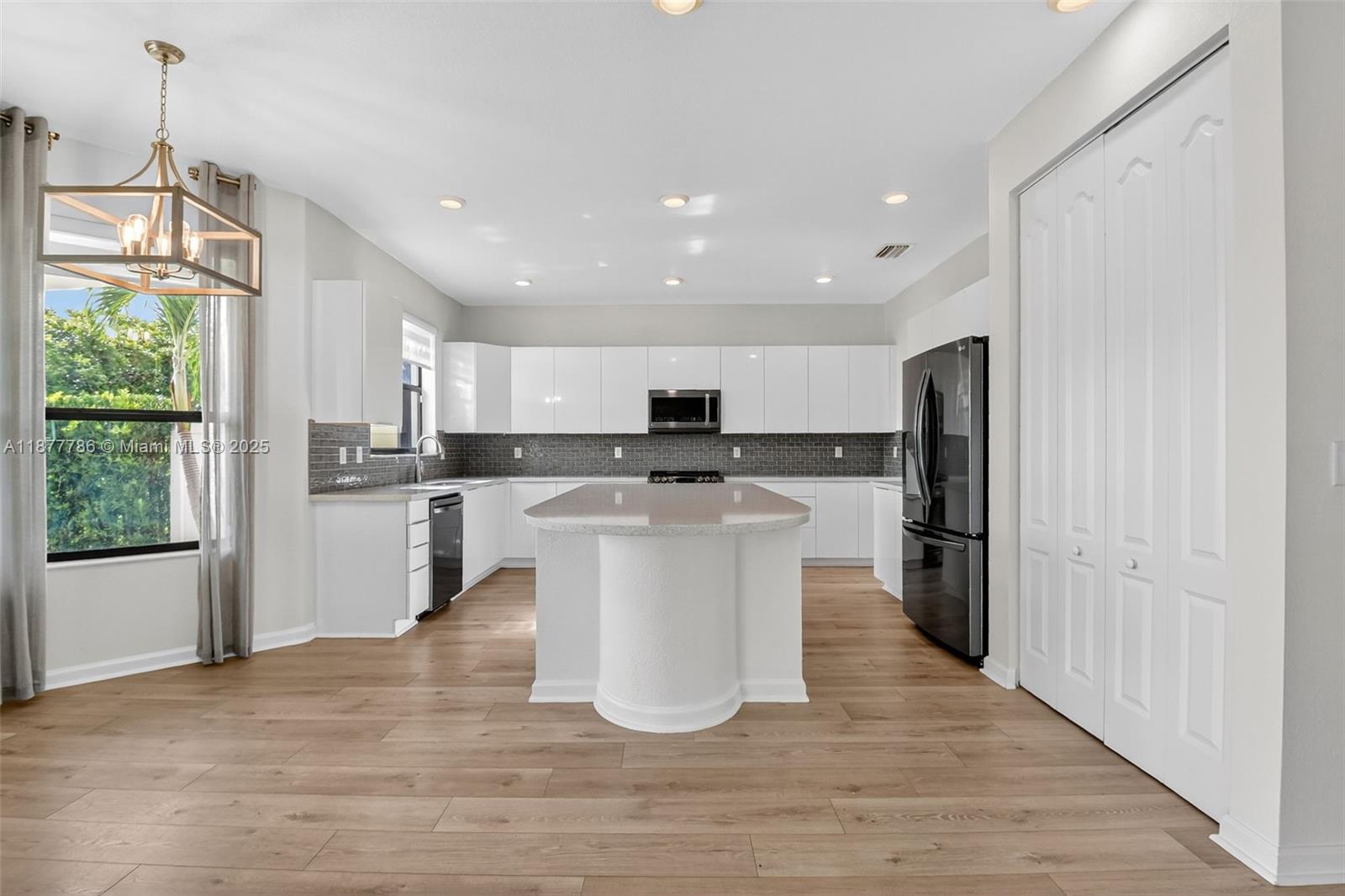 SILVERWOOD ESTATES - Residential Lease