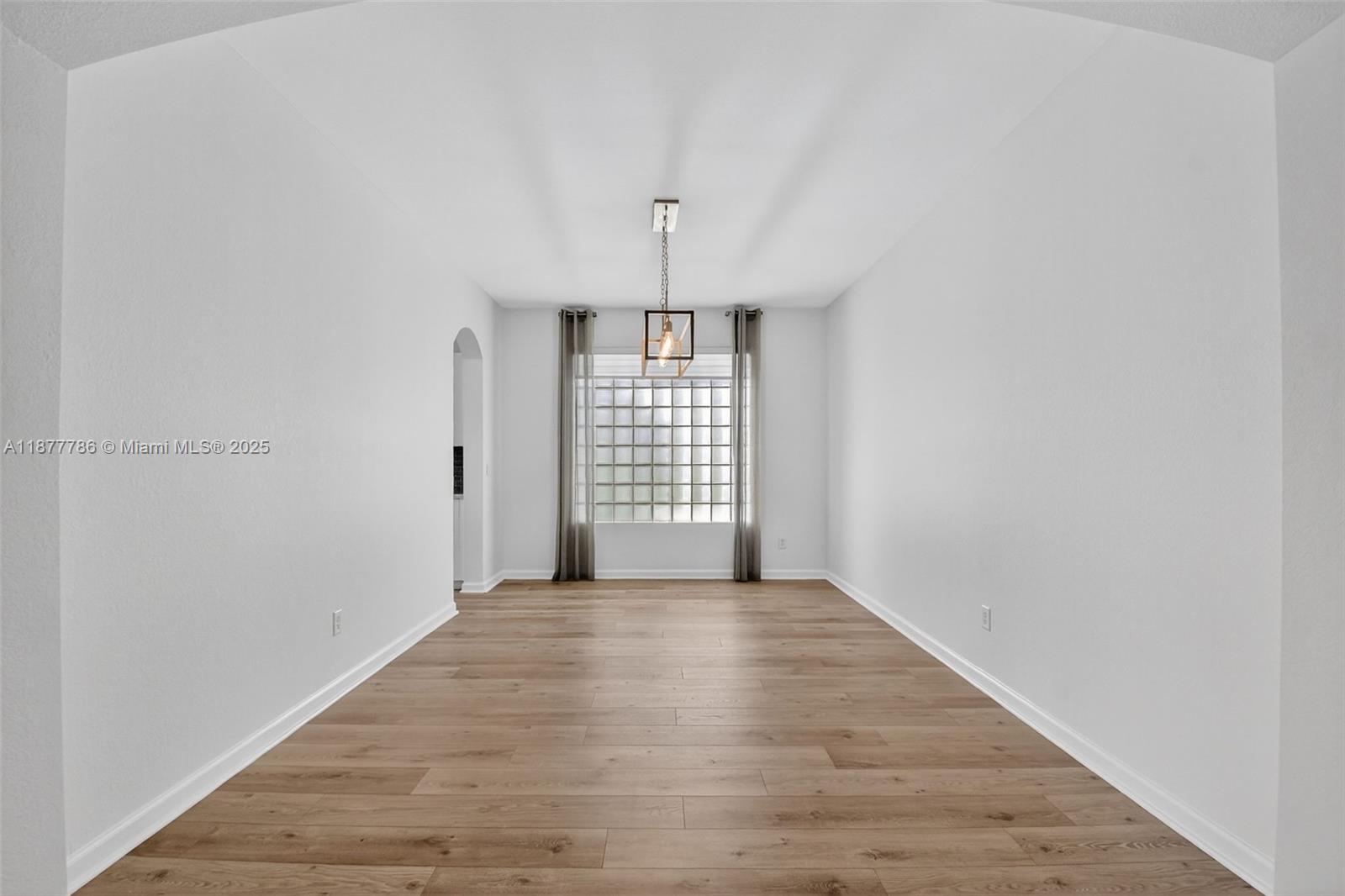 SILVERWOOD ESTATES - Residential Lease