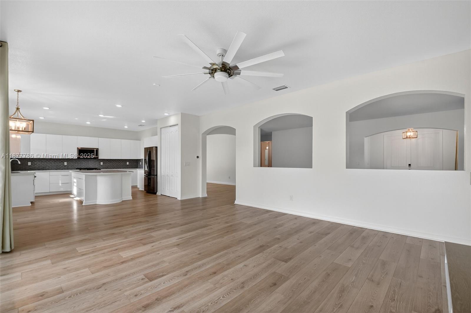 SILVERWOOD ESTATES - Residential Lease