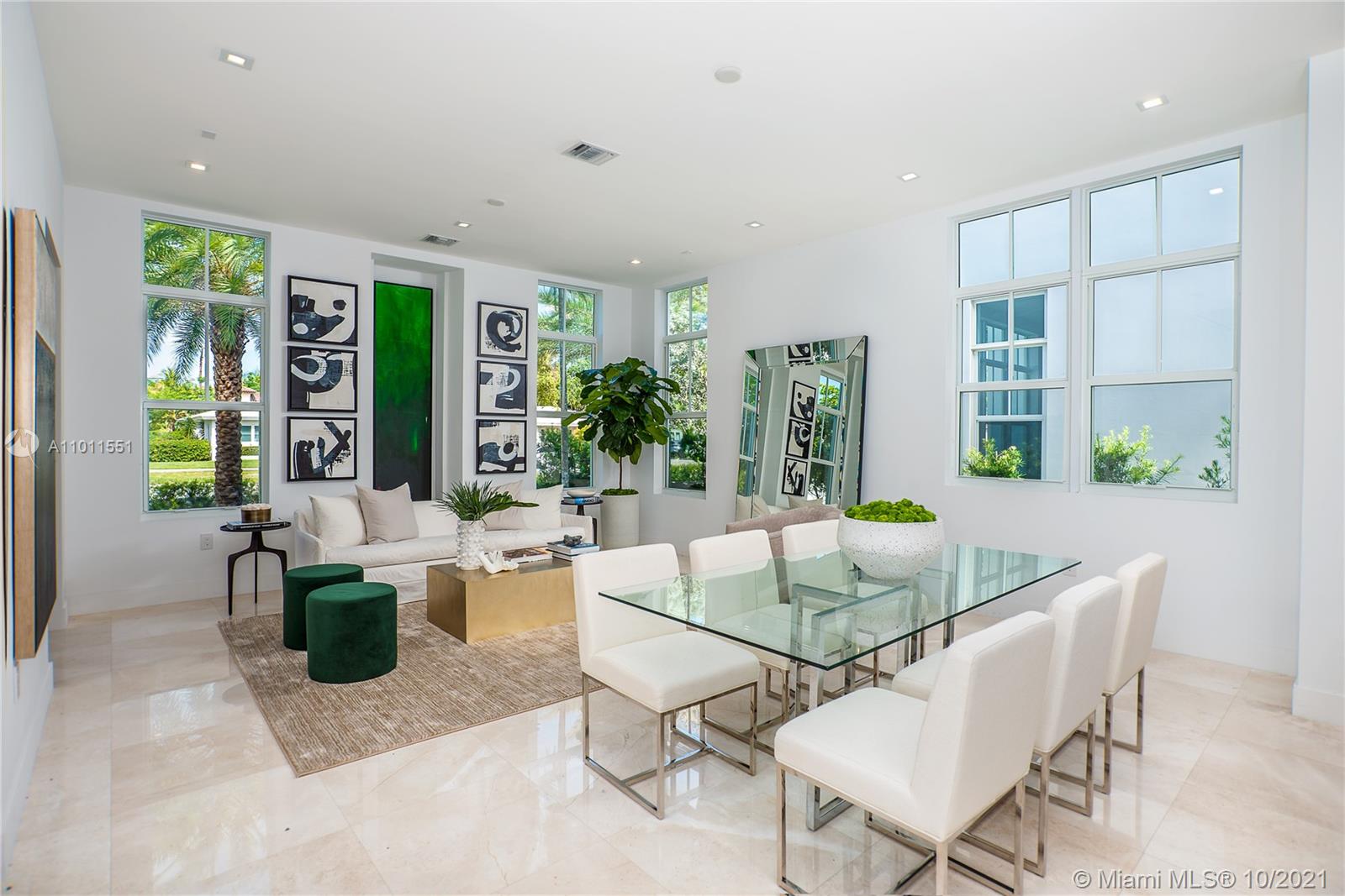 THE PONCE - Residential Income