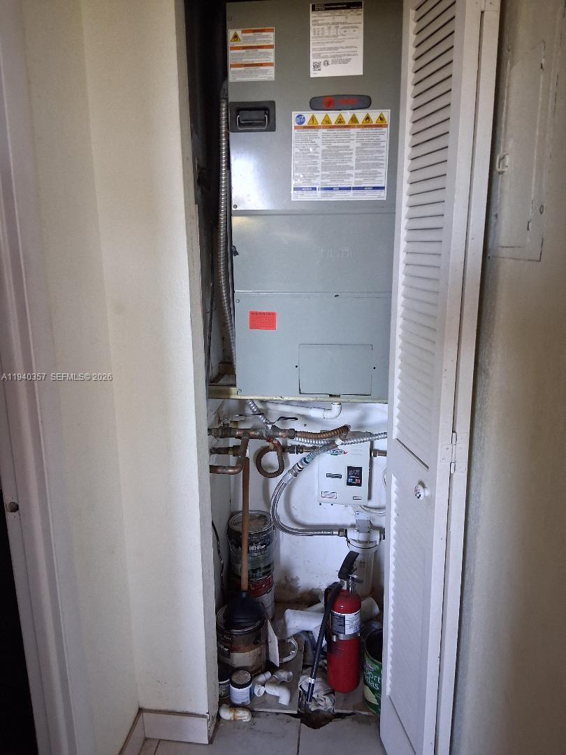 PARK PLACE CONDOMINIUM NO - Residential