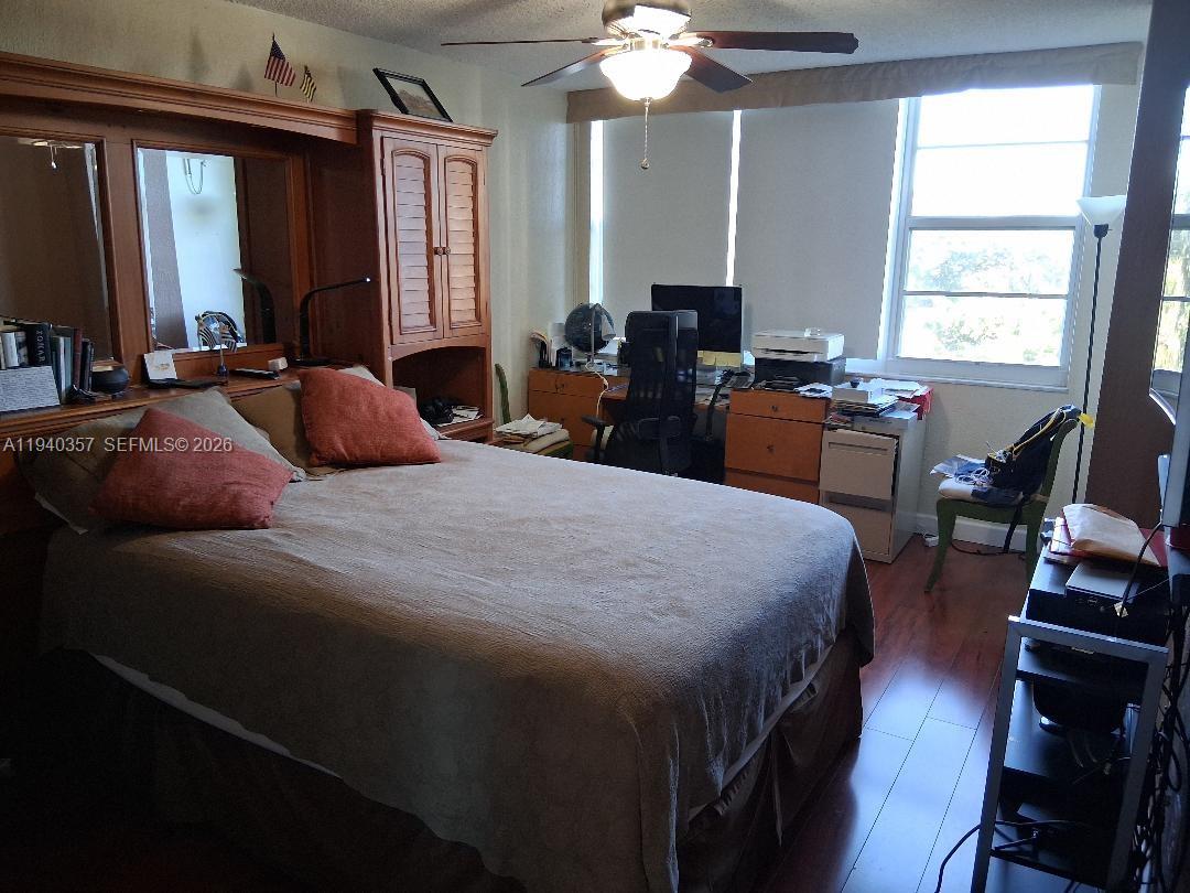 PARK PLACE CONDOMINIUM NO - Residential