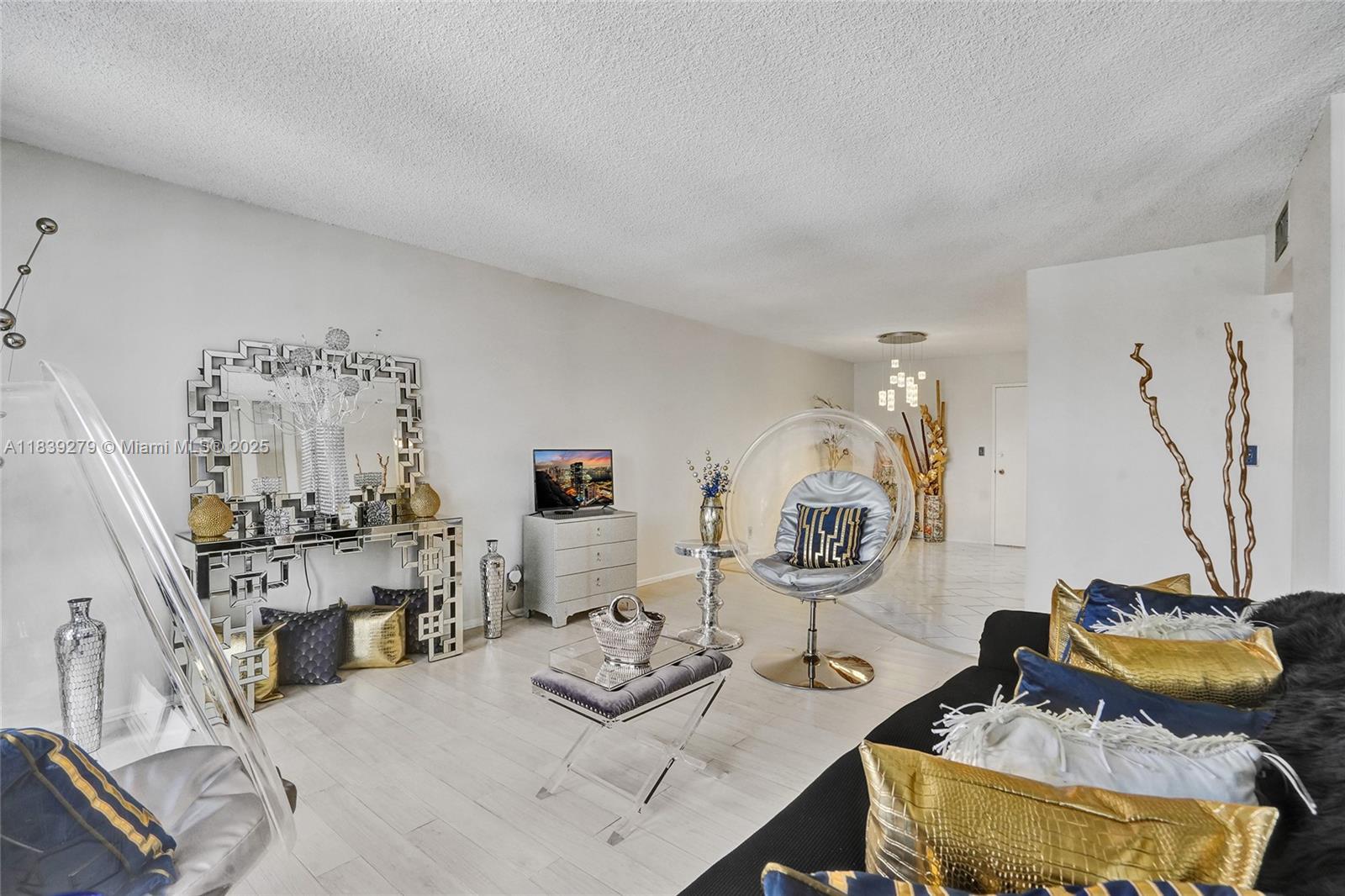 PARLIAMENT HOUSE CONDO - Residential