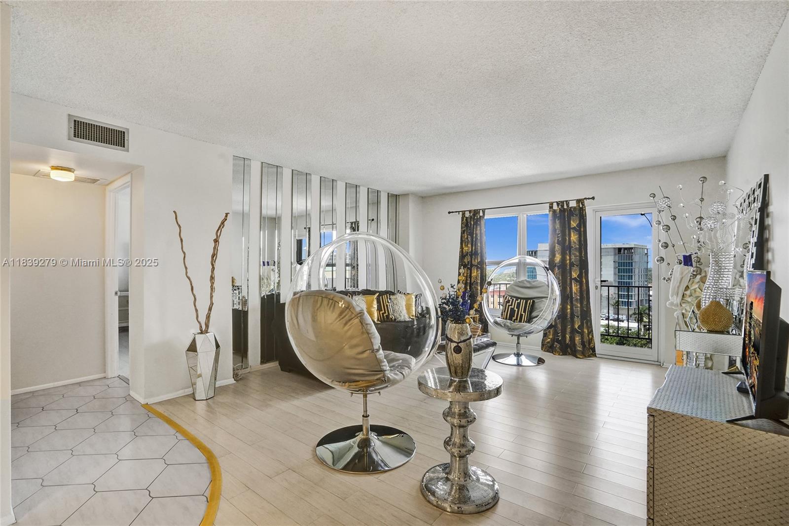 PARLIAMENT HOUSE CONDO - Residential