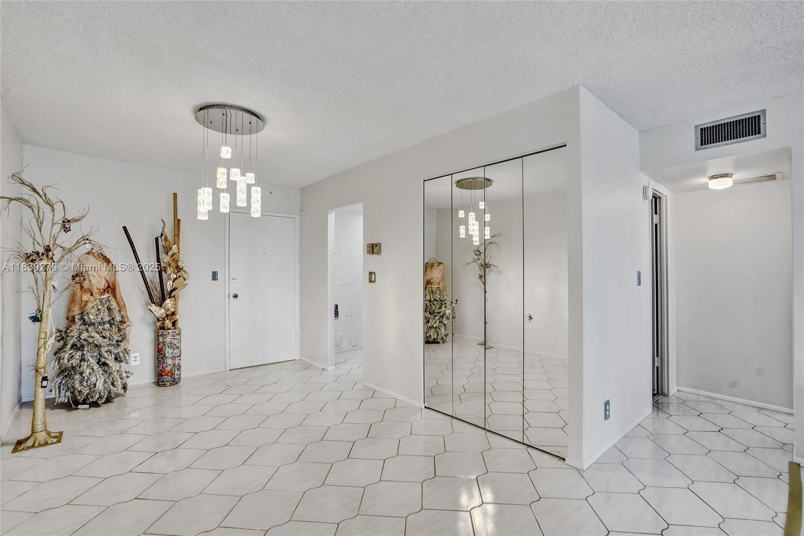 PARLIAMENT HOUSE CONDO - Residential