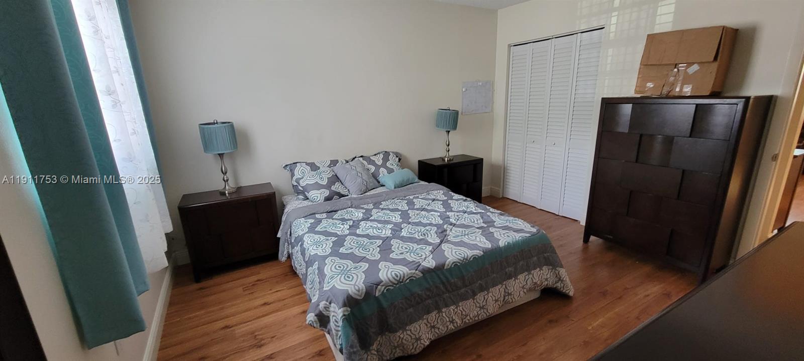 STAR PARADISE CONDO - Residential Lease