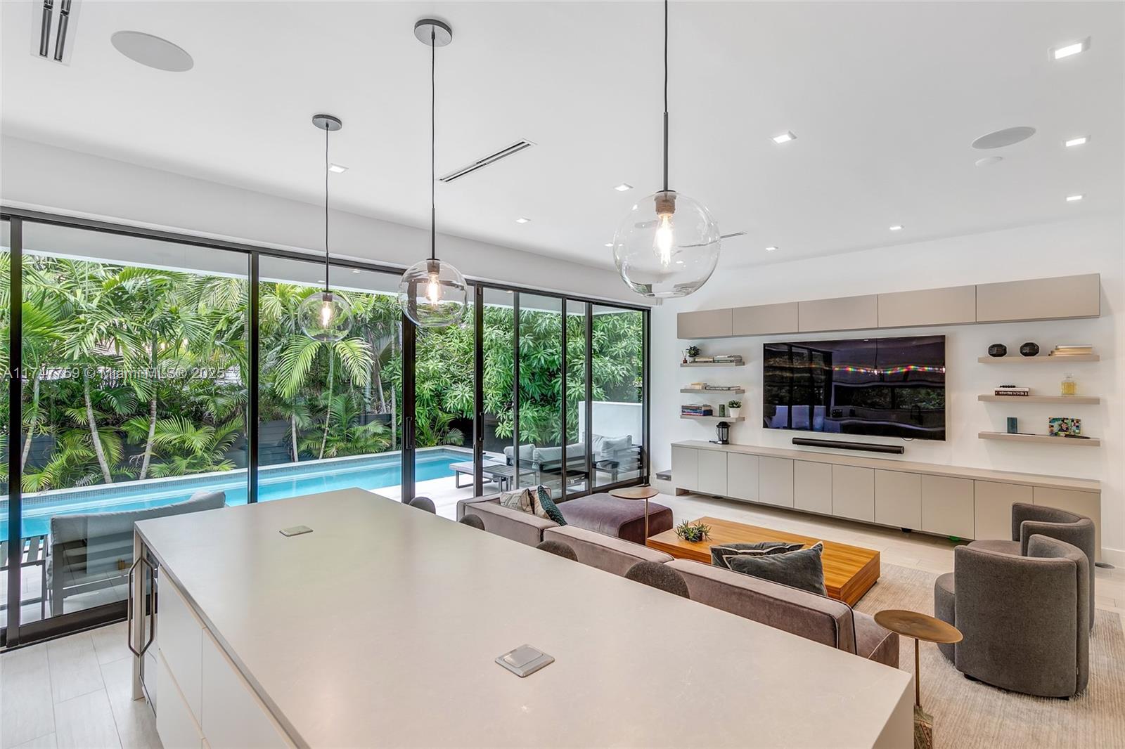 OCEAN SIDE SEC OF THE ISL - Residential Lease