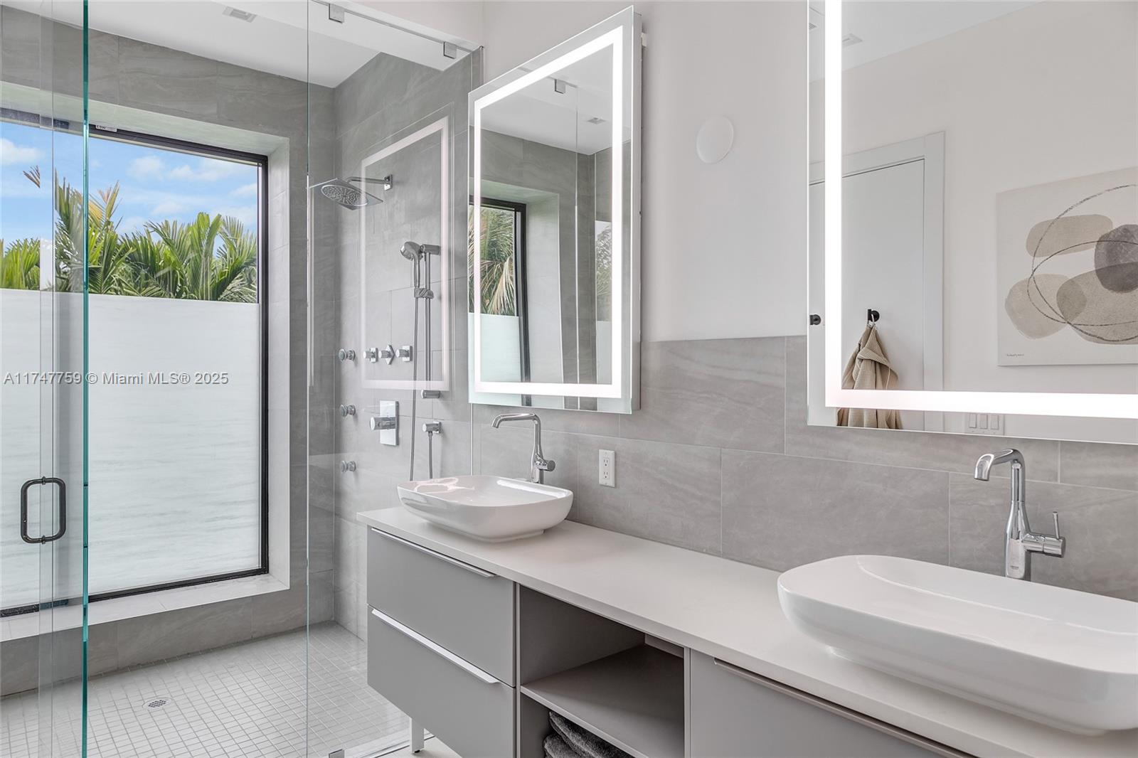 OCEAN SIDE SEC OF THE ISL - Residential Lease