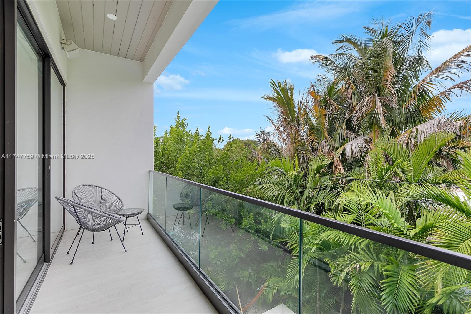 OCEAN SIDE SEC OF THE ISL - Residential Lease