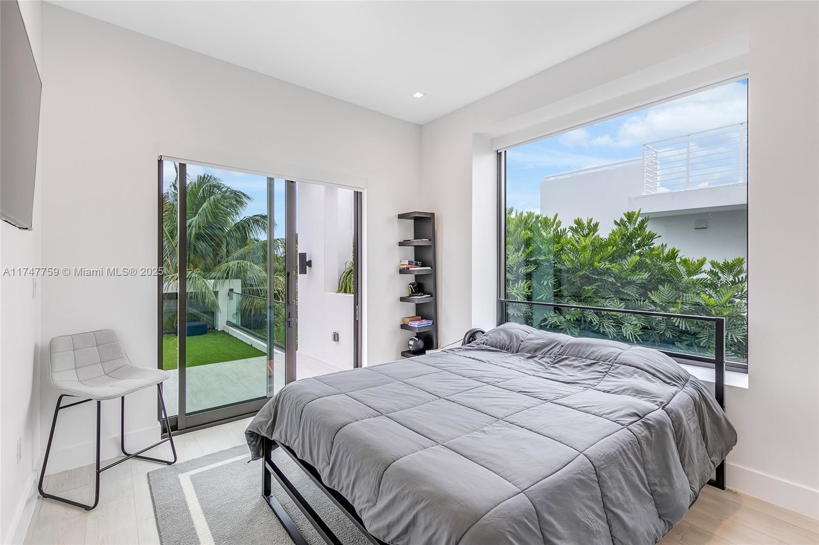 OCEAN SIDE SEC OF THE ISL - Residential Lease