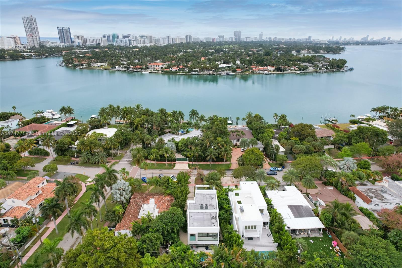 OCEAN SIDE SEC OF THE ISL - Residential Lease