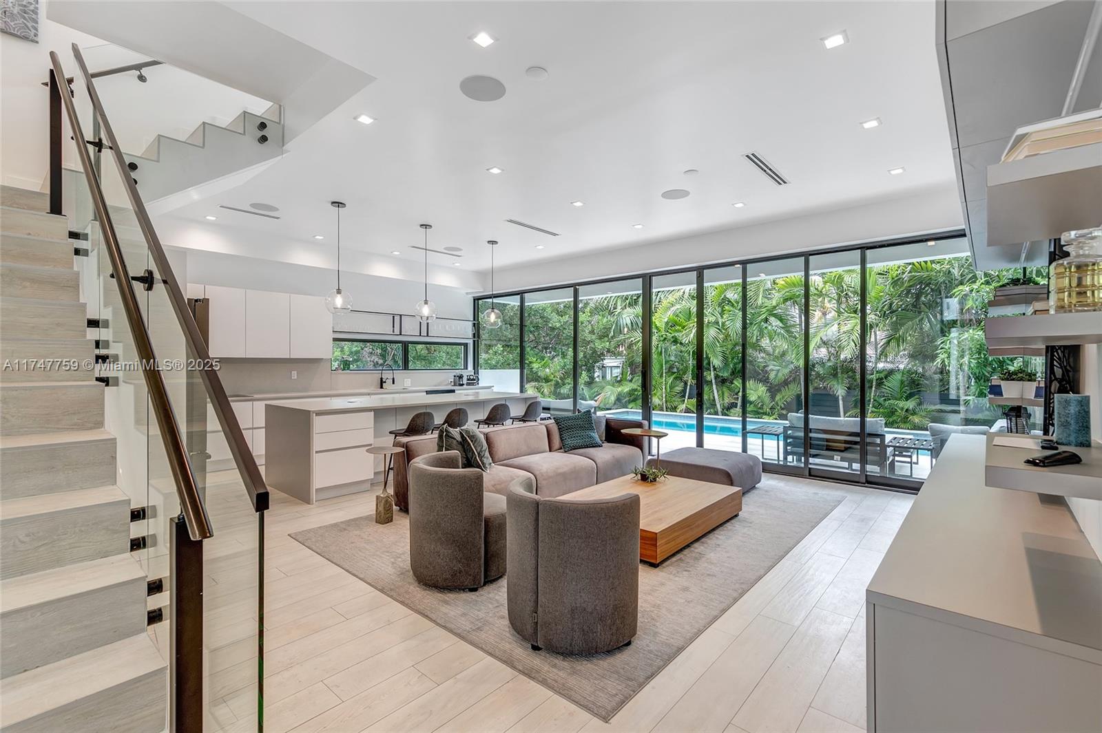 OCEAN SIDE SEC OF THE ISL - Residential Lease