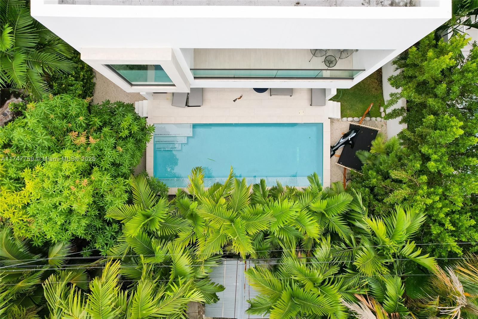 OCEAN SIDE SEC OF THE ISL - Residential Lease