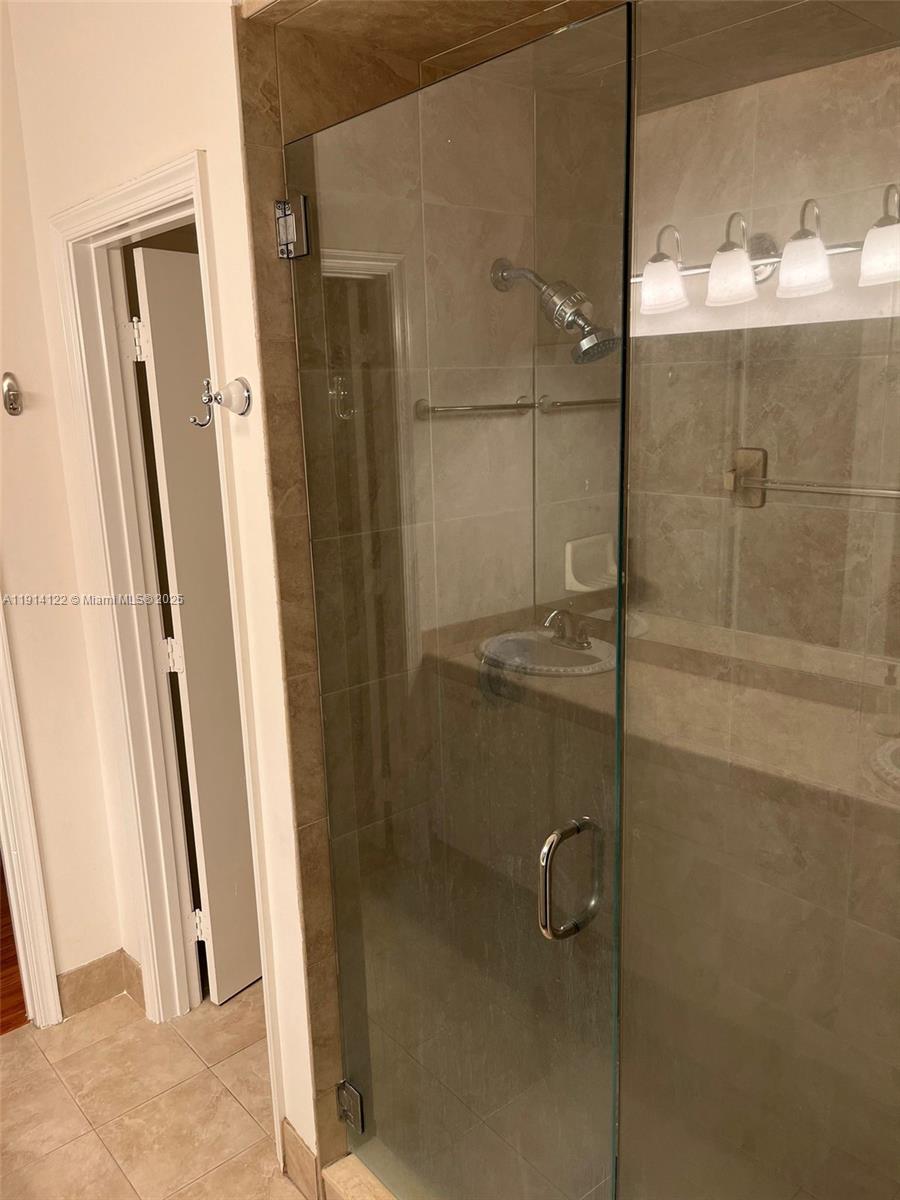 HOLIDAY SPRINGS VILLAGE - Residential