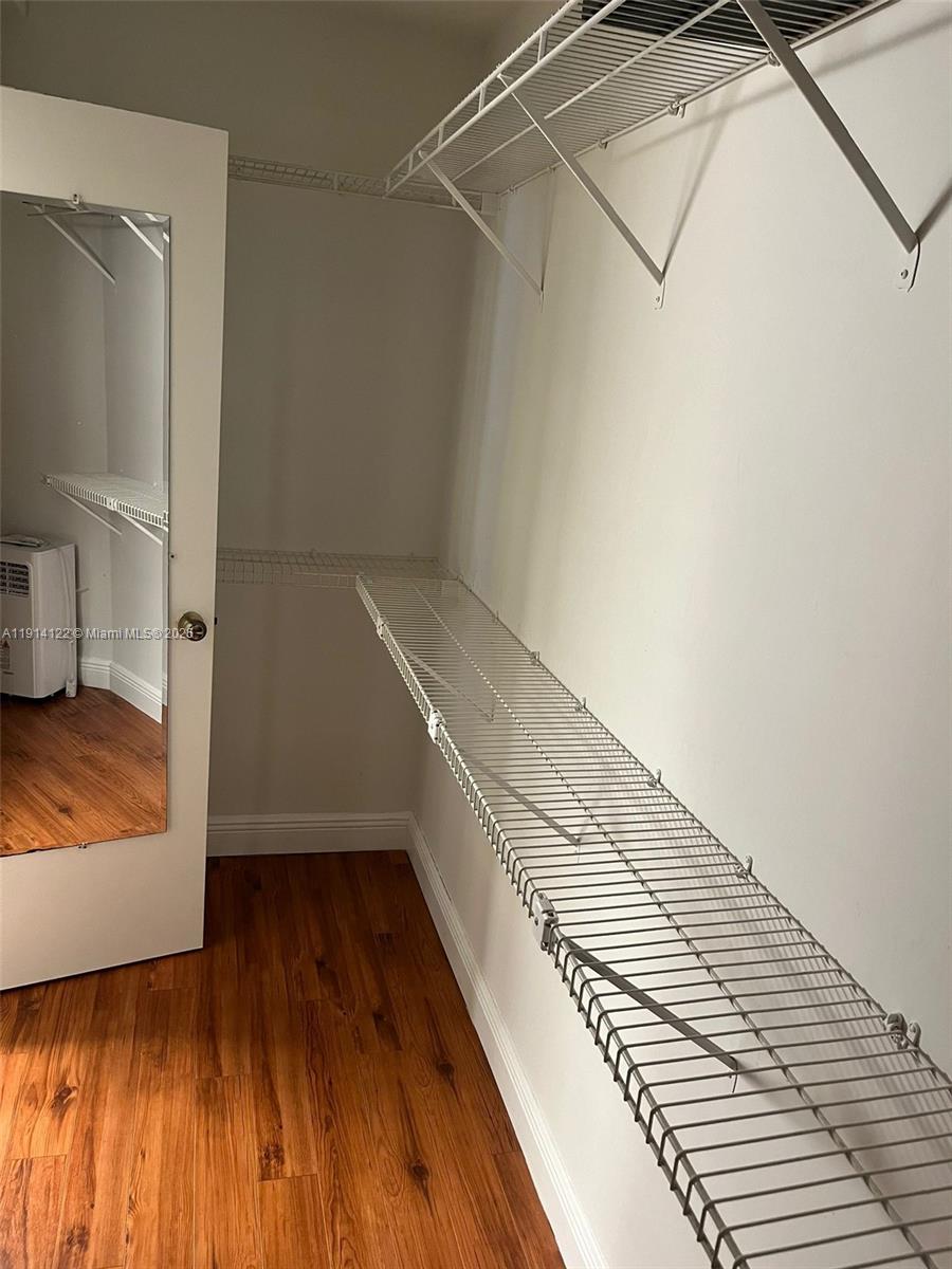 HOLIDAY SPRINGS VILLAGE - Residential