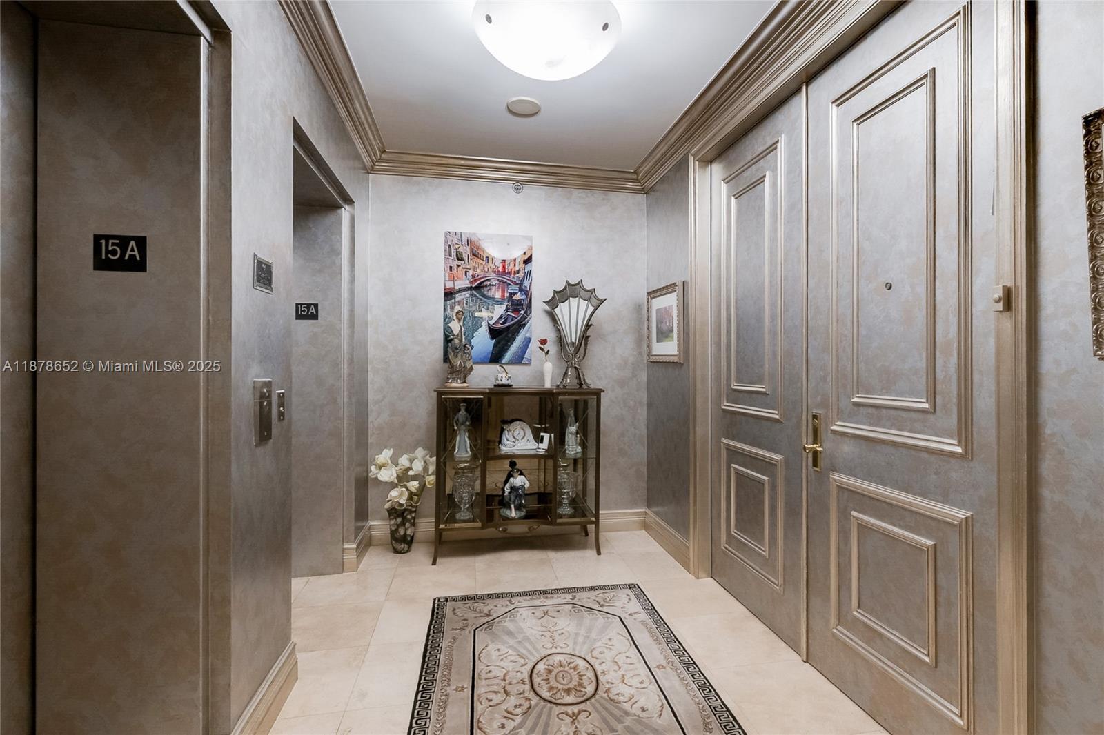THE PENINSULA CONDO - Residential