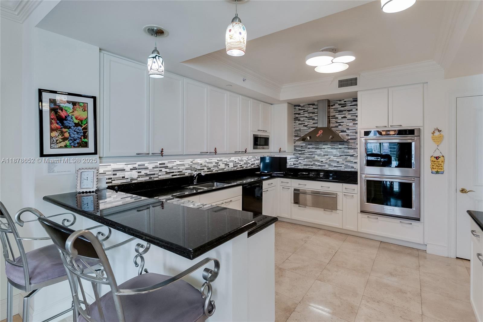 THE PENINSULA CONDO - Residential