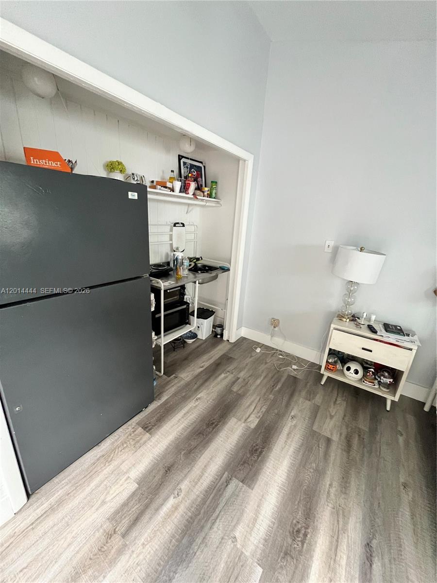 ALLENWOOD - Residential Lease