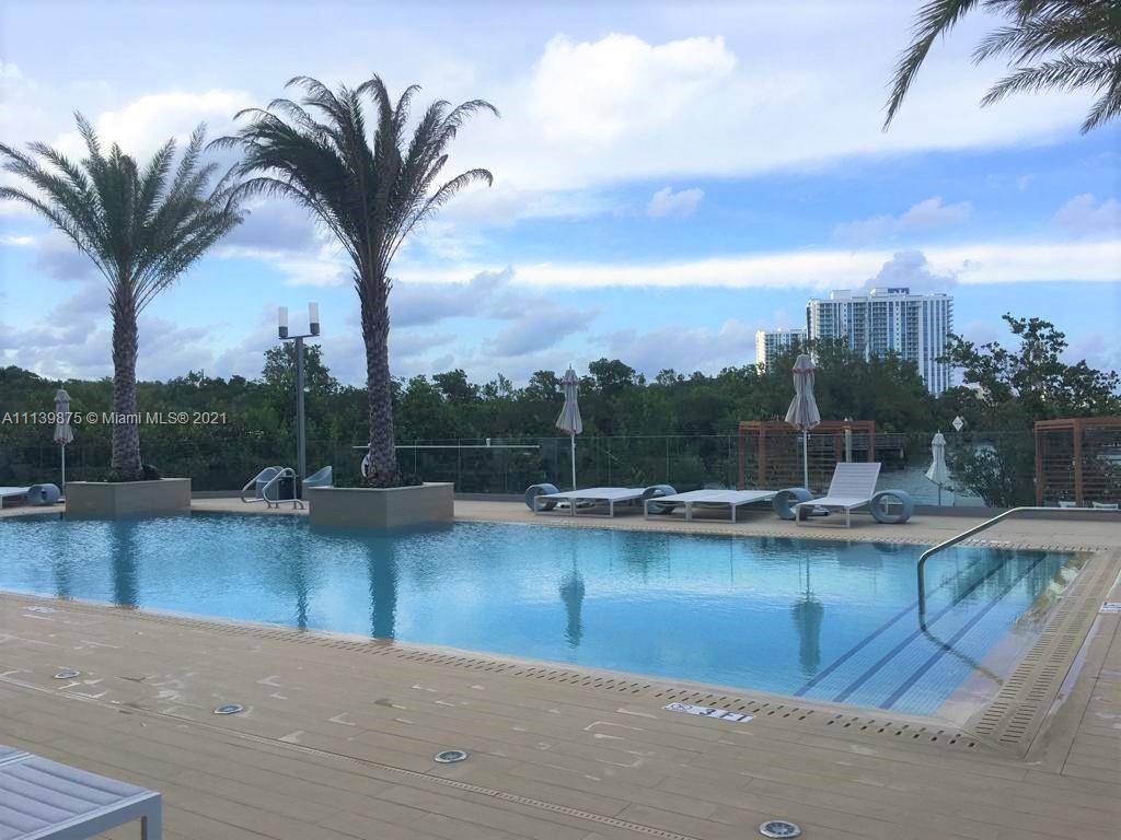 THE HARBOUR NORTH CONDO - Residential Lease