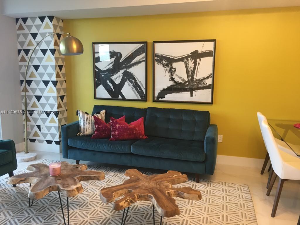 THE HARBOUR NORTH CONDO - Residential Lease